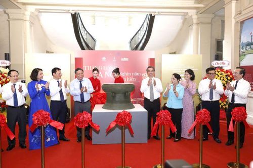 Trưng bày di sản Thăng Long - Hà Nội tại Bảo tàng Thành phố Hồ Chí Minh