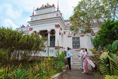 Kỷ niệm 100 năm di tích kiến trúc nghệ thuật nhà cổ Huỳnh Kỳ ở Trà Vinh