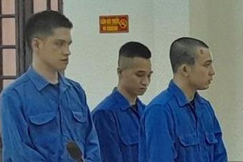Người mua, kẻ bán cùng lãnh án