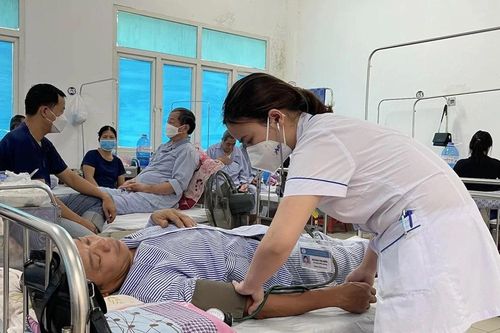 Bộ Y tế yêu cầu các bệnh viện lắng nghe, cầu thị với người bệnh
