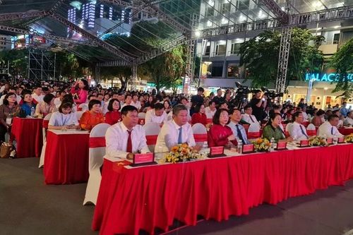 Đặc sắc lễ khai mạc 'Những ngày Hà Nội tại TP. Hồ Chí Minh' - dấu son Thủ đô