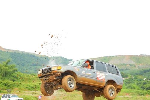 Khai mạc giải Đua xe bán tải địa hình 'Bat Xat Offroad Challenger 2024'