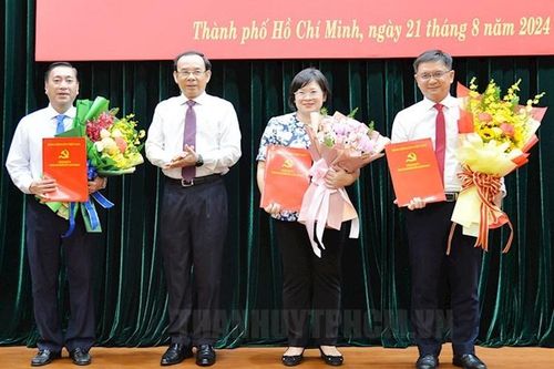 Điều động, bổ nhiệm, chuẩn y nhân sự chủ chốt 4 tỉnh, thành phía Nam