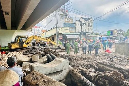 2 công nhân thương vong khi đào cống thoát nước: Chủ tịch Cần Thơ chỉ đạo khẩn