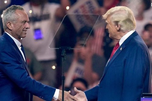 Ông Trump cảm ơn ông Kennedy vì quyết định khó khăn