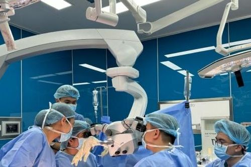 Thai phụ vào viện cấp cứu do biến chứng 'nâng cấp' vòng 3