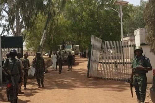 Cảnh sát Nigeria giải thoát an toàn cho 20 sinh viên y khoa bị bắt cóc