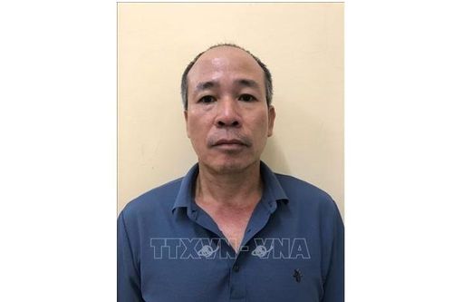 Khởi tố, bắt tạm giam lái xe 'húc đẩy' cảnh sát giao thông