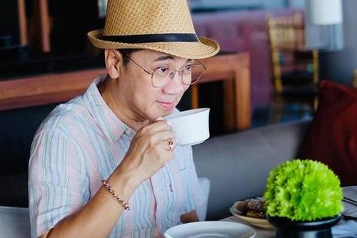 NSƯT là 'phù thủy sân khấu': Tuổi 63 lựa chọn cuộc sống không ràng buộc, sự nghiệp biến động lớn