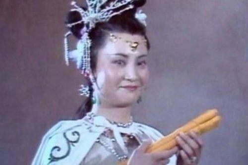 Thân thế không ngờ của Bạch Cốt Tinh: Từng ở thiên đình, là vợ Đường Tăng, vì yêu mà thành... yêu quái?