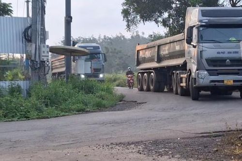 Đồng Nai: Xe ben, xe đầu kéo tiếp tục 'tung hoành' đường giới hạn trọng tải