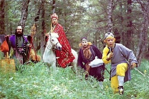 Bê bối lớn nhất Tây Du Ký 1986 khiến Dương Khiết thề không xem, 4 thầy trò Đường Tăng quỳ xin lỗi