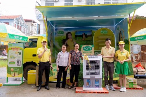 'Chuyến xe ngon khỏe trăm phần' Fami ghé thăm miền Bắc, mang đạm tốt chứa 9 axit amin đến người tiêu dùng