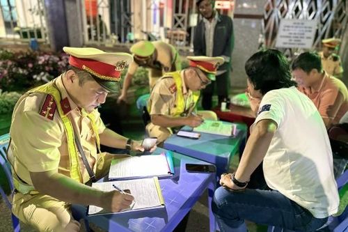 Bảo đảm trật tự, an toàn giao thông trong dịp nghỉ lễ Quốc khánh 2/9 và tháng cao điểm học sinh đến trường