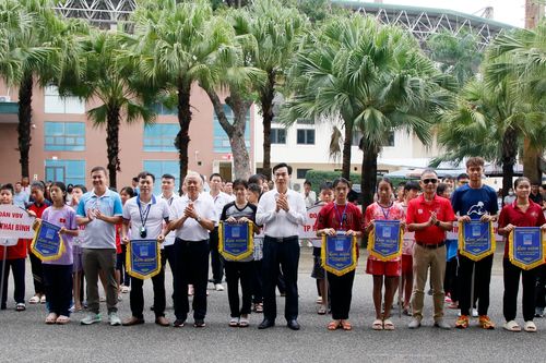 Khai mạc Giải Bơi - Lặn các câu lạc bộ Quốc gia năm 2024