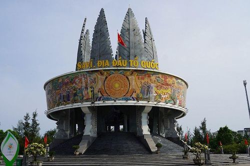 Du khảo nơi địa đầu Tổ quốc: Móng Cái