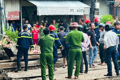 Nguyên nhân vụ sạt lở công trình cống thoát nước vùi lấp 2 công nhân