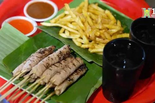 Ăn vặt đêm ở Hà Nội