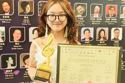 MC nhí Đỗ Quyên giành Cup vàng Liên hoan Âm nhạc Quốc tế Hong Kong
