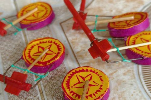 Ai còn nhớ đến trống bỏi, tò he?