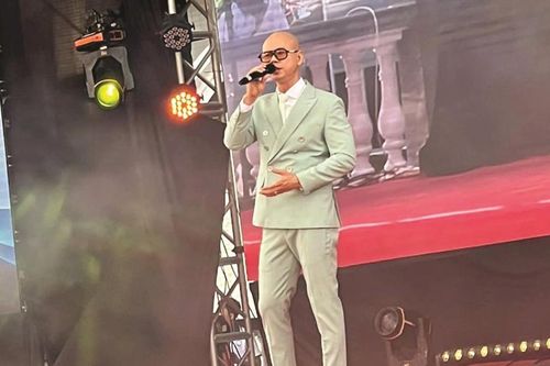 Thấy gì qua việc nhiều nghệ sĩ đăng đàn xin lỗi