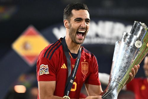 Arsenal sắp hoàn tất thương vụ Mikel Merino