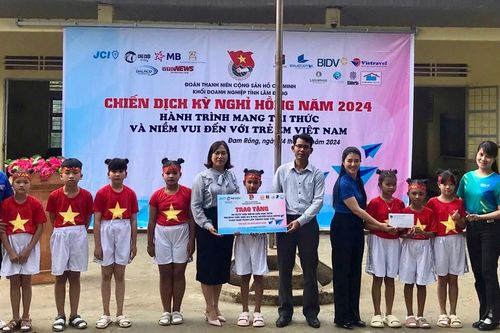 Lâm Đồng: mang tri thức và niềm vui đến trẻ em huyện vùng sâu