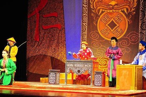 Nỗi lo của sân khấu truyền thống khi sáp nhập, hợp nhất