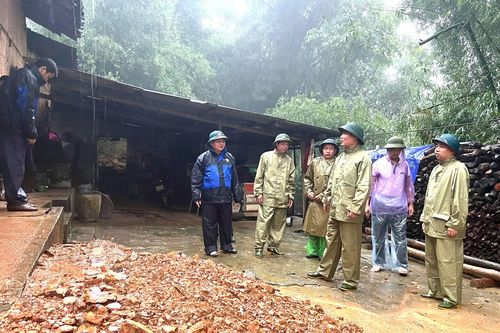 Hà Giang: Di dời khẩn cấp các hộ dân ra khỏi vùng nguy cơ sạt lở cao