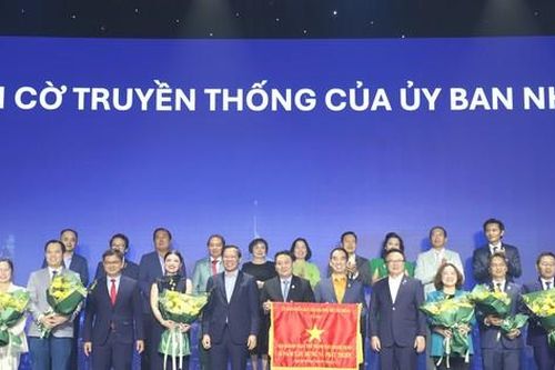 Chủ tịch Phan Văn Mãi: Mong hội Doanh nhân trẻ là thành phần quan trọng, lớn mạnh cùng sự phát triển của thành phố