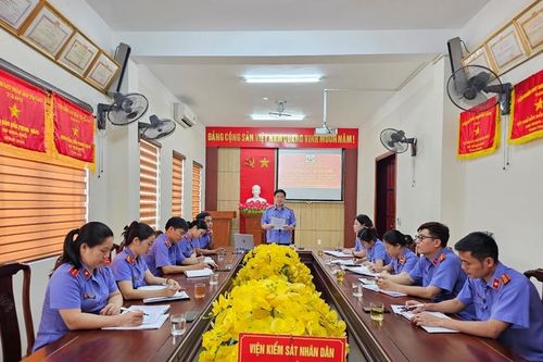 Chi bộ VKSND TP Hà Tĩnh sinh hoạt chuyên đề chuẩn mực đạo đức cán bộ, đảng viên