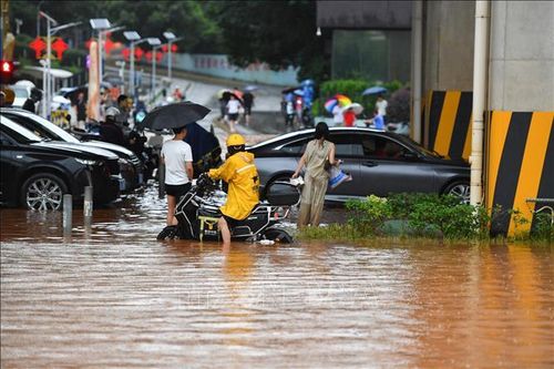 Mưa lớn gây thiệt hại tại Trung Quốc