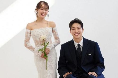 Cô gái xinh đẹp như 'thần tiên tỷ tỷ' quyết lấy chú rể ngồi xe lăn, biết lý do ai cũng ngạc nhiên