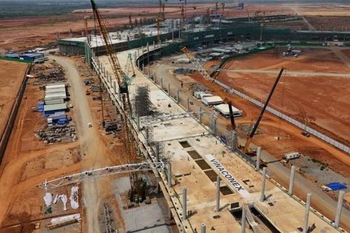 Cận cảnh khung thép mái nhà ga sân bay Long Thành đang thi công