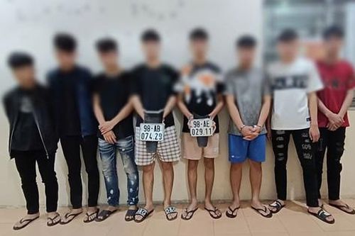 Cướp biển số xe khoe chiến tích trên mạng xã hội, nhóm thanh niên bị khởi tố