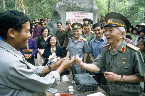 Ðại tướng Võ Nguyên Giáp sống mãi trong lòng người dân Mường Phăng