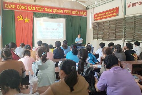 Phát huy vai trò cán bộ, hội viên, phụ nữ trong phổ biến, giáo dục pháp luật