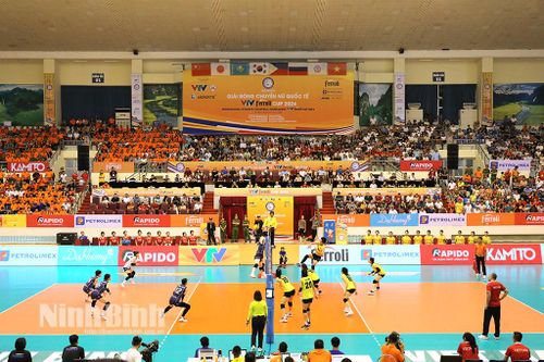 Ngày thi đấu thứ 2 Giải Bóng chuyền nữ quốc tế VTV Cup 2024: Đội tuyển nữ Việt Nam giành chiến thắng