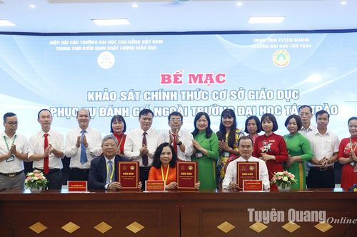 Hoàn thành đợt khảo sát, đánh giá ngoài Trường Đại học Tân Trào