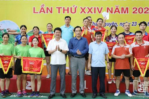 Bế mạc Giải Bóng bàn tỉnh - Giải Báo Thái Nguyên năm 2024
