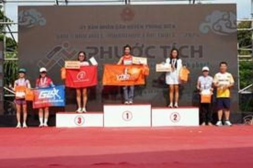Hơn 1.000 vận động viên tham gia Giải chạy Half Marathon huyện Phong Điền