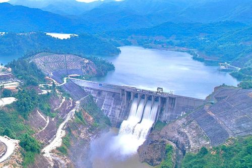 Chậm công bố kế hoạch kinh doanh, Thủy điện Hủa Na (HNA) bị HoSE nhắc nhở