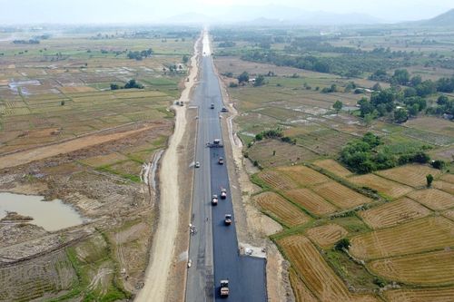 UBND Khánh Hòa gỡ vướng cho dự án 12.000 tỷ đồng do Lizen (LCG) và Vinaconex (VCG) thi công