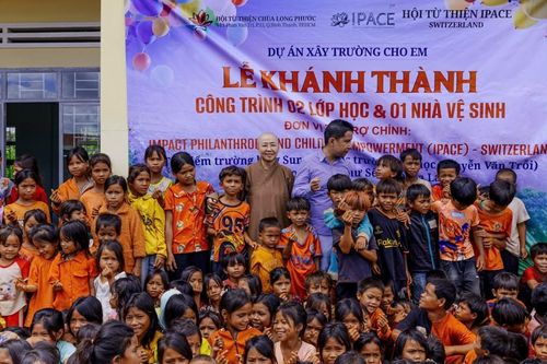 Chùa Long Phước (Q.Bình Thạnh) khánh thành phòng học cho học sinh tại Gia Lai