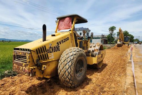 Hà Tĩnh: Vướng mắc mặt bằng khi triển khai dự án cải tạo, nâng cấp Quốc lộ 8C