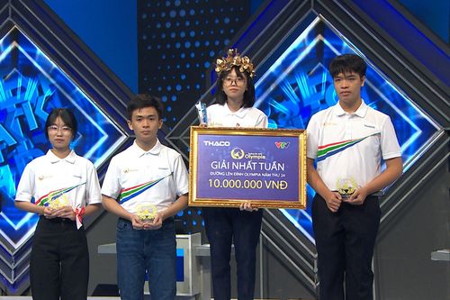 Màn bứt tốc ấn tượng giúp nữ sinh Hà Nội giành vòng nguyệt quế tuần Olympia