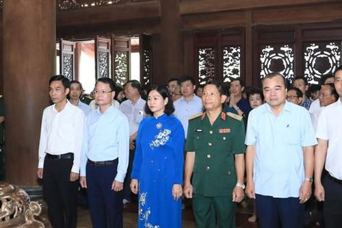 Tin tức đặc biệt trên báo in Hànôịmới ngày 25-8-2024