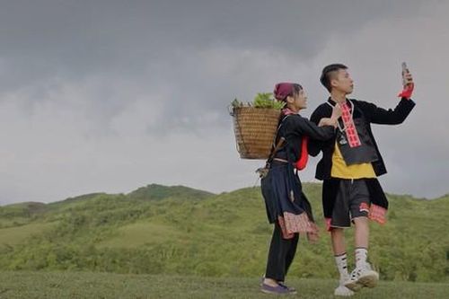 Tọa độ ở Cao Bằng được săn lùng sau khi xuất hiện trong 'Đi Giữa Trời Rực Rỡ'