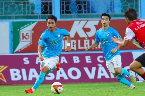 FIFA gỡ án phạt, CLB Khánh Hòa được 'cứu' phút chót