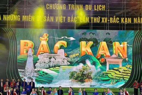 Khai mạc Chương trình Du lịch Qua miền di sản Việt Bắc - Bắc Kạn năm 2024